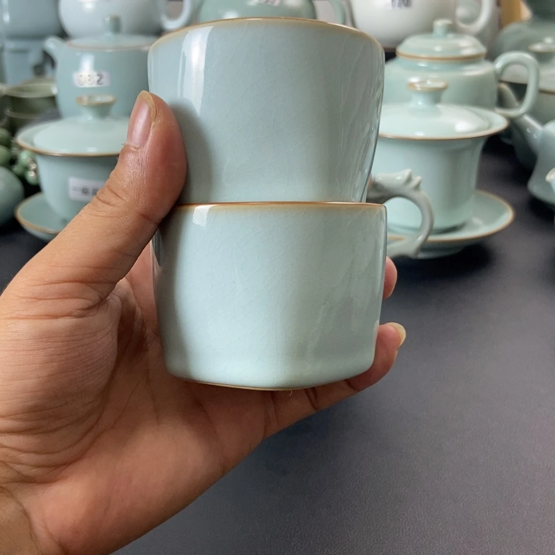 壶一级品天青釉天圆地方杯两支