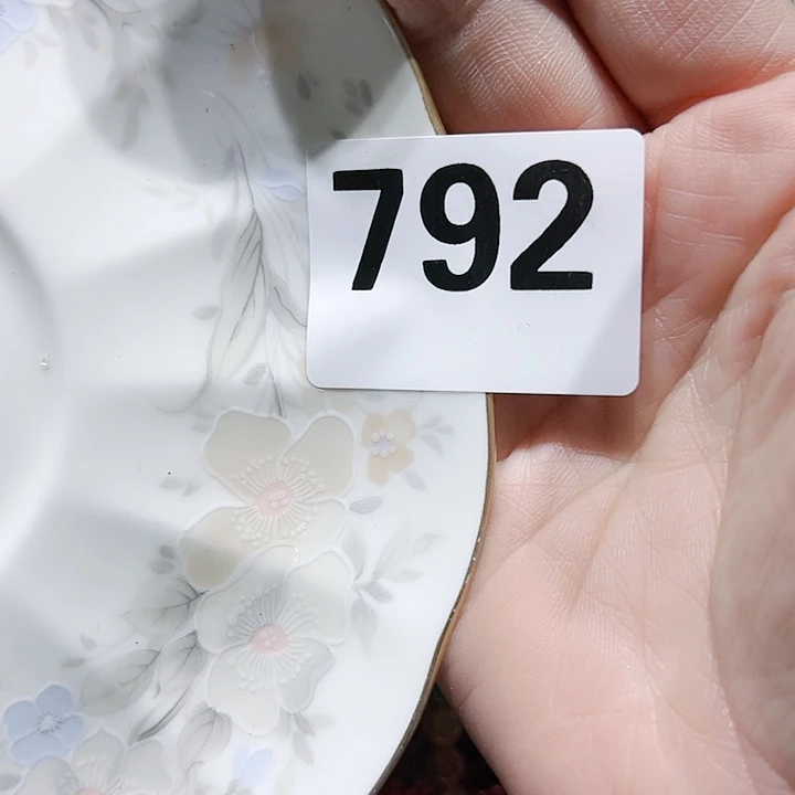 瓷片微***薇Xgogoxgcocyovoyvyo