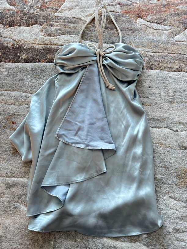 法式浪漫性感挂脖蝴蝶结连衣裙轻奢短裙女神范