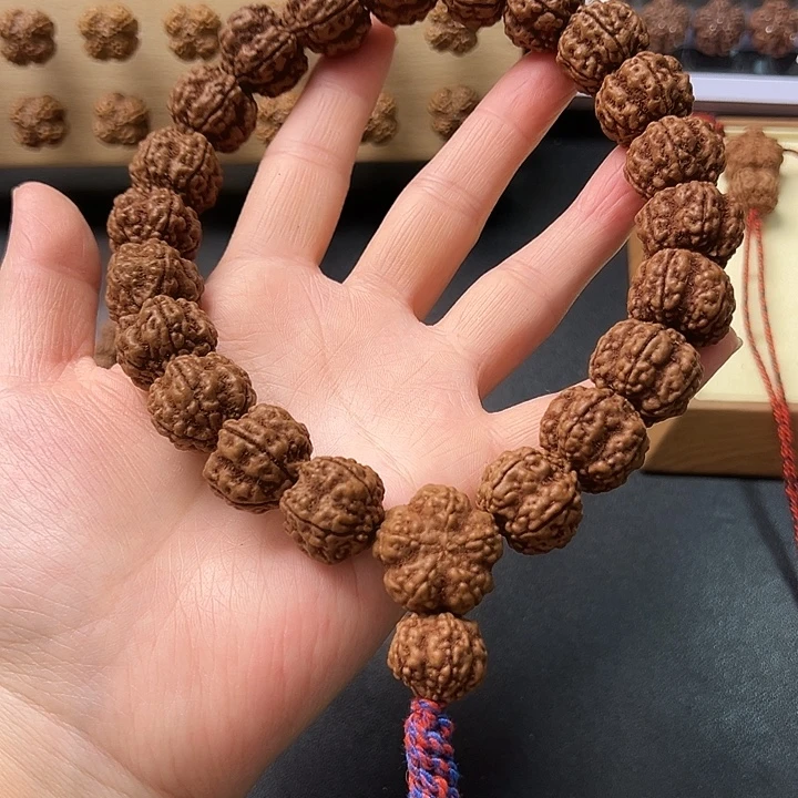 吊坠金刚菩提帝王花