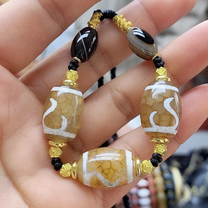 玛瑙/玉髓合金颈饰