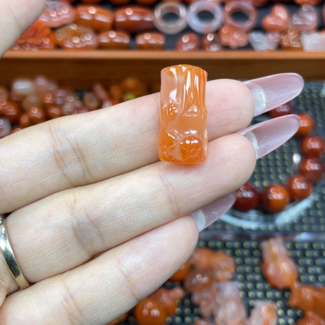 玛瑙/玉髓未镶嵌颈饰竹节