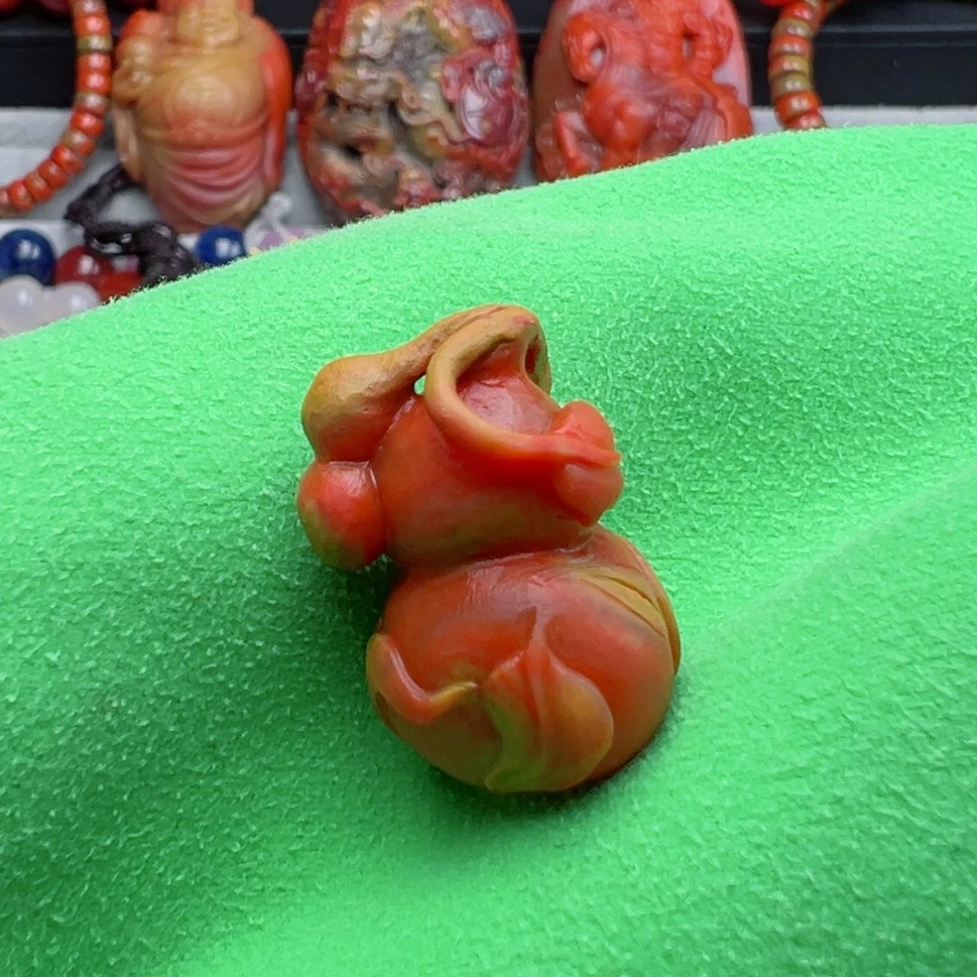 欧***强南红玛瑙未镶嵌珠宝奇石葫芦吊坠