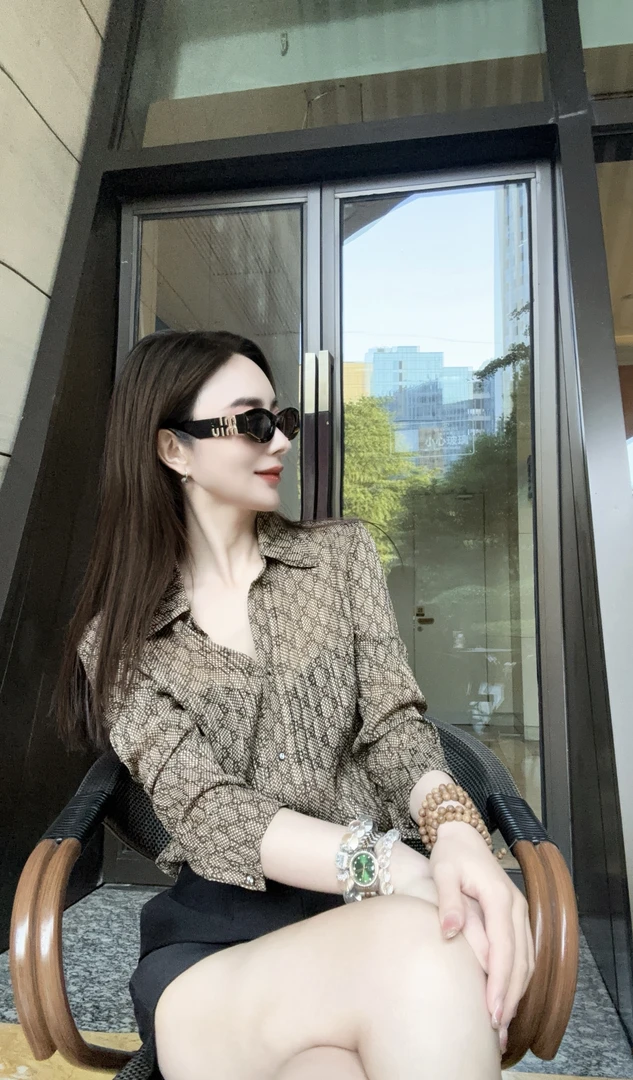 【设计师原创】短款格纹法式女装秋冬百搭衬衫立领格子不对称修身型