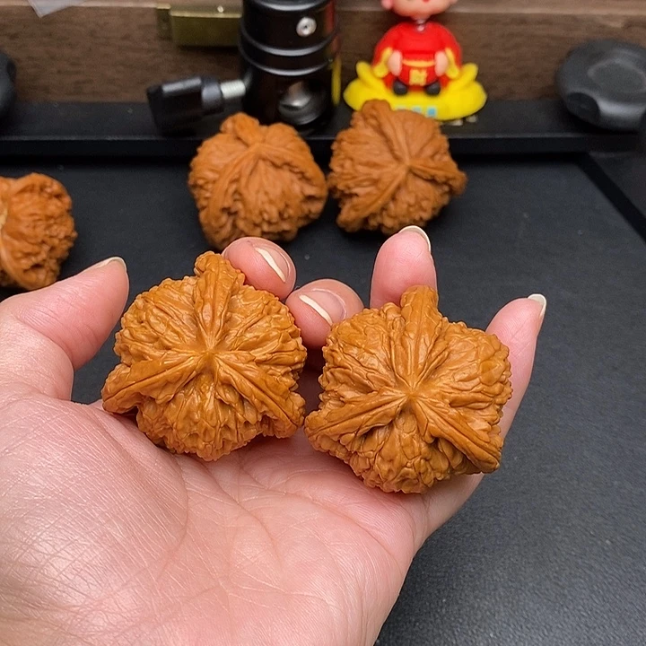 前***锦文玩核桃把件白奔