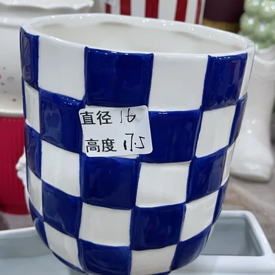 多肉绿植陶瓷花盆9.9包邮,有孔