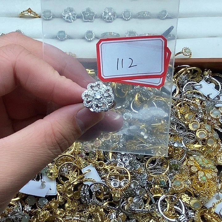 翡翠未镶嵌戒指112