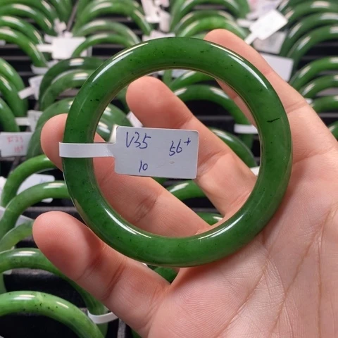 和田玉（碧玉）手镯未镶嵌