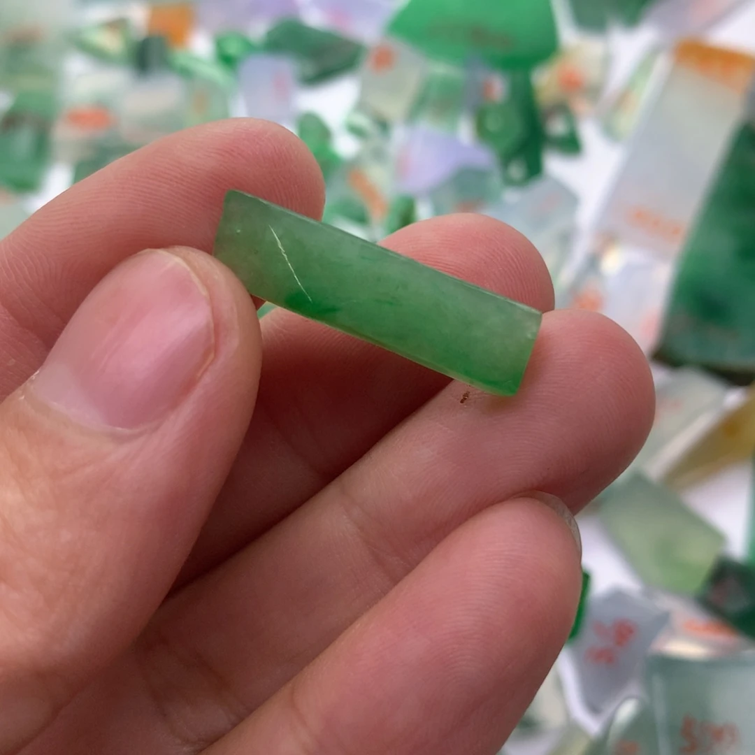 定制翡翠未镶嵌天然缅甸翡翠吊坠挂件