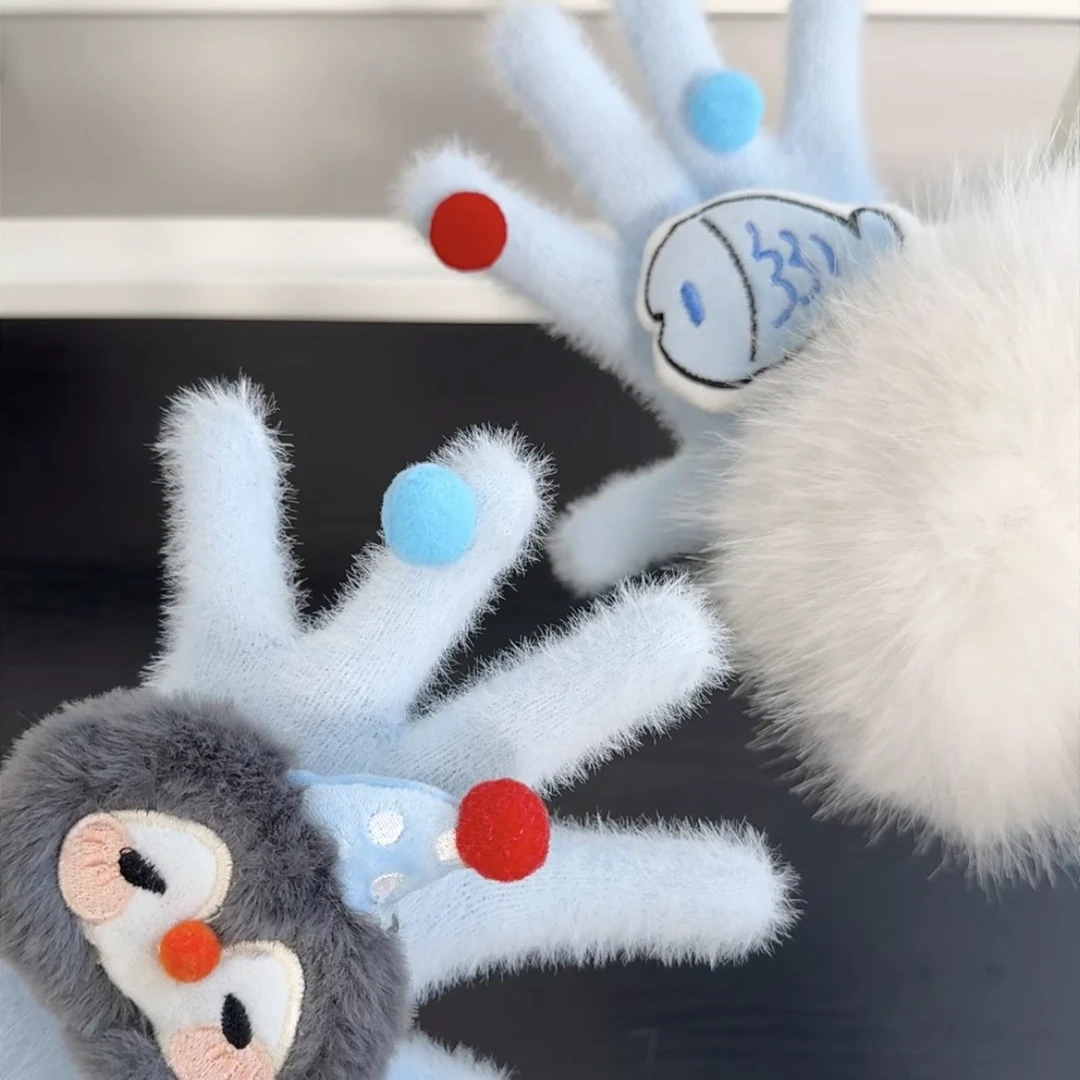 南极企鹅与它的朋友冬季保暖手套女生可爱加厚防寒防冻毛绒手套
