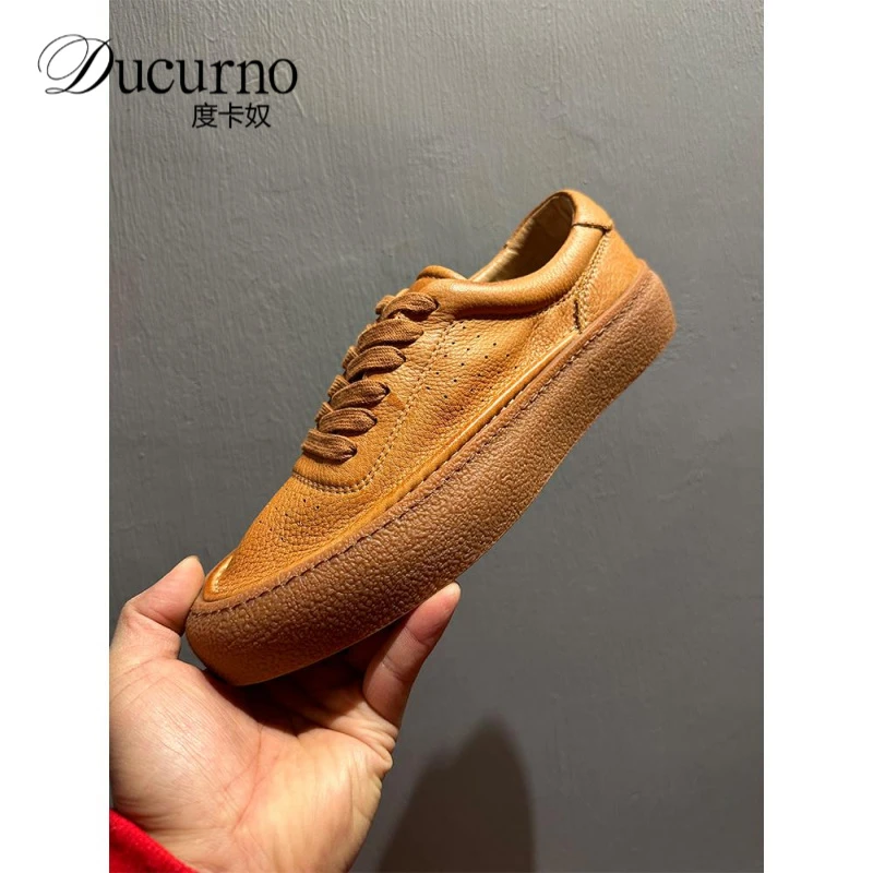 透气时尚休闲鞋2025夏季新款复古男鞋百搭高端男士透气真皮板鞋