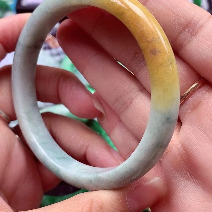 翡翠未镶嵌手镯翡翠