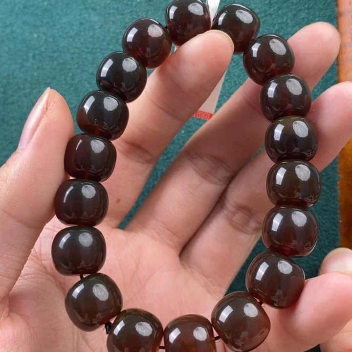 未镶嵌琥珀珠宝奇石