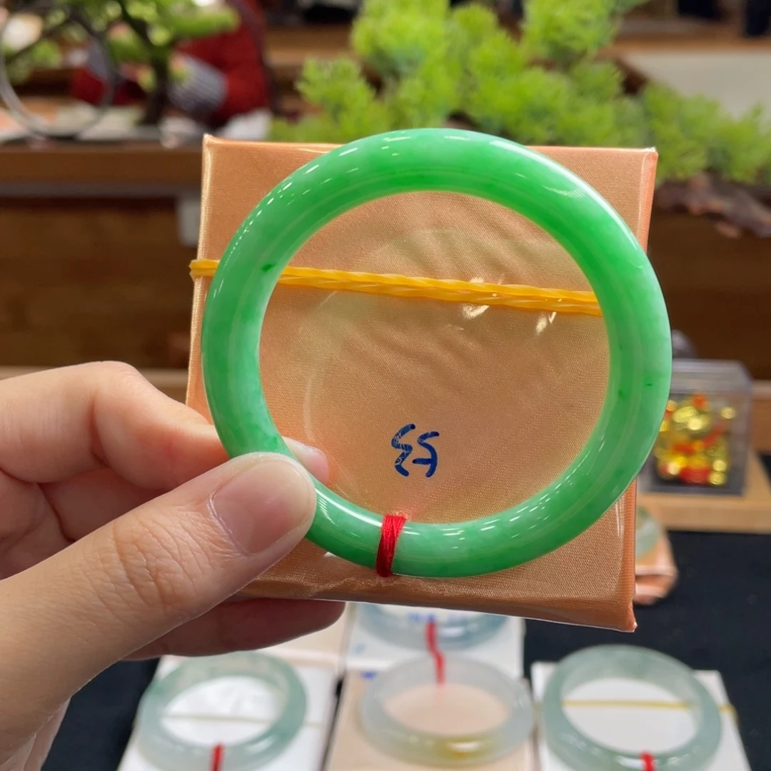 翡翠手镯未镶嵌53 圆条 