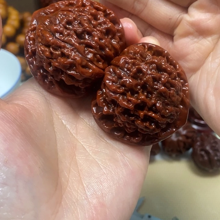 文玩核桃吊坠官帽