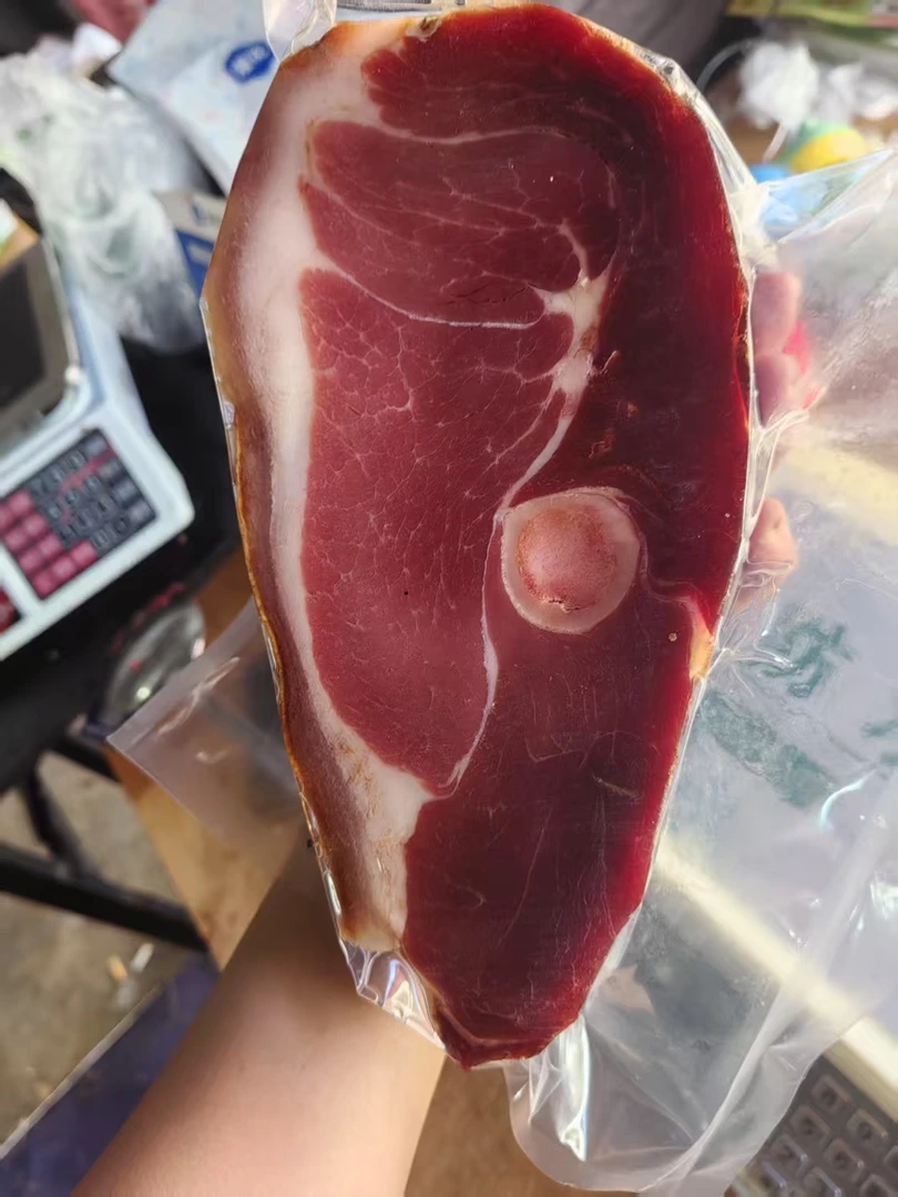 云南大理火腿散装（带骨头）诺邓镇发货 生吃老火腿