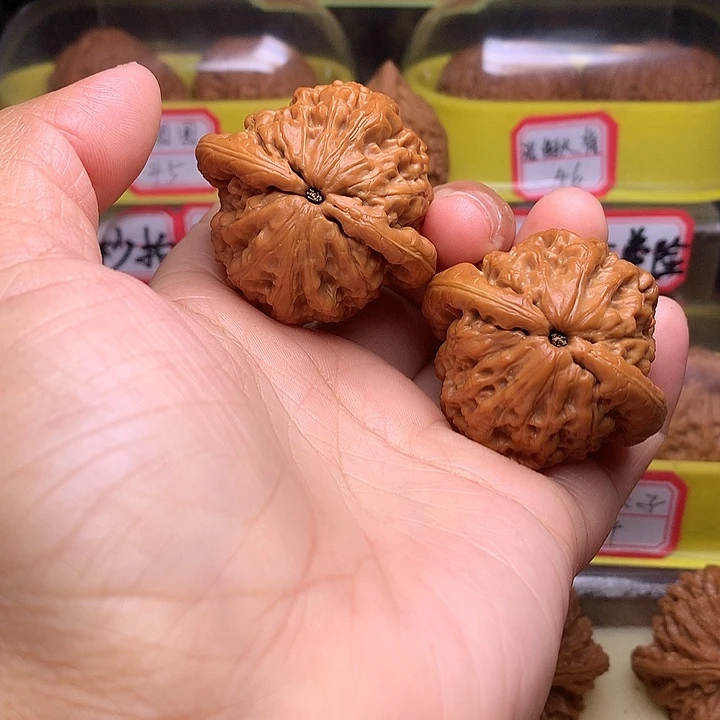 吊坠文玩核桃金公子