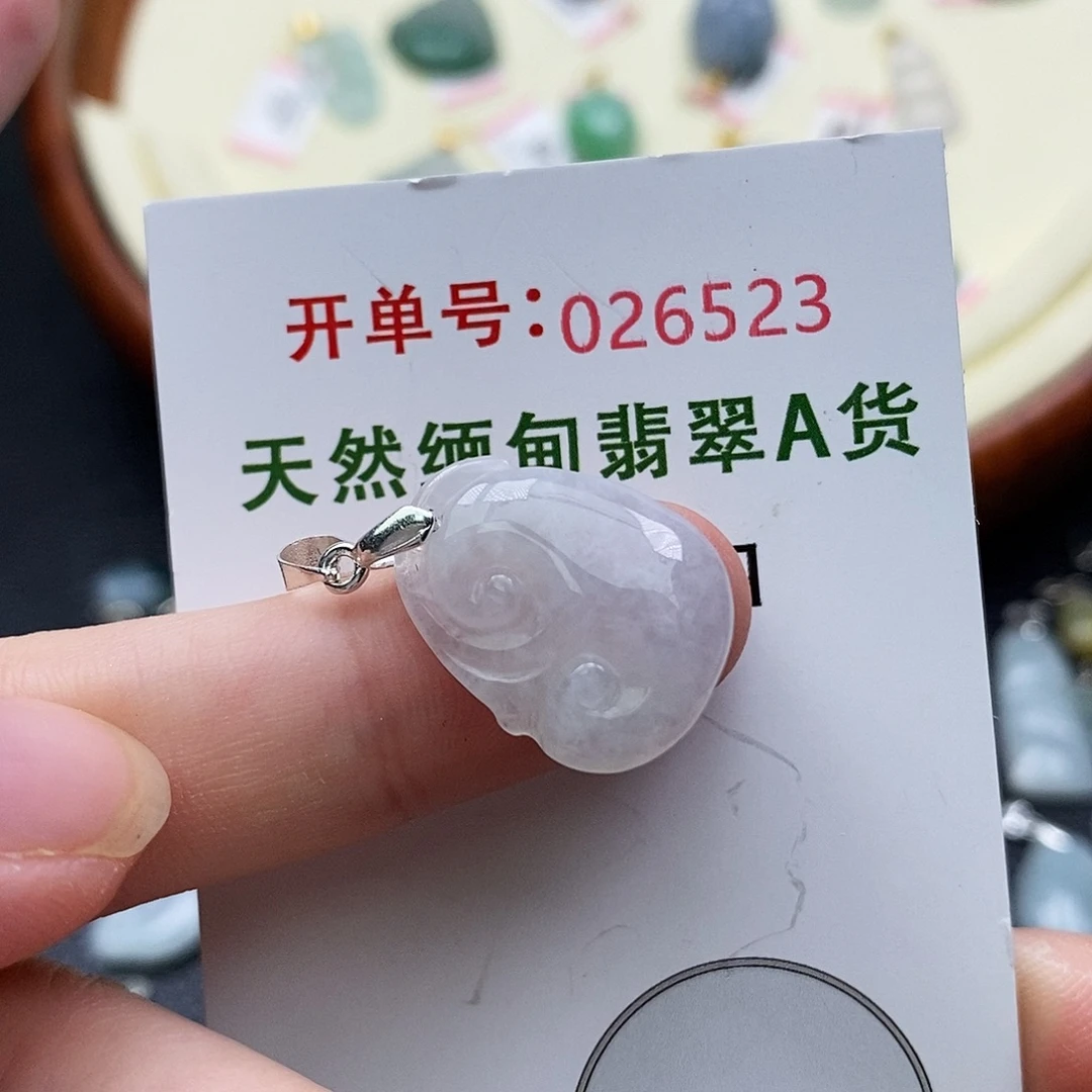 翡翠未镶嵌颈饰523