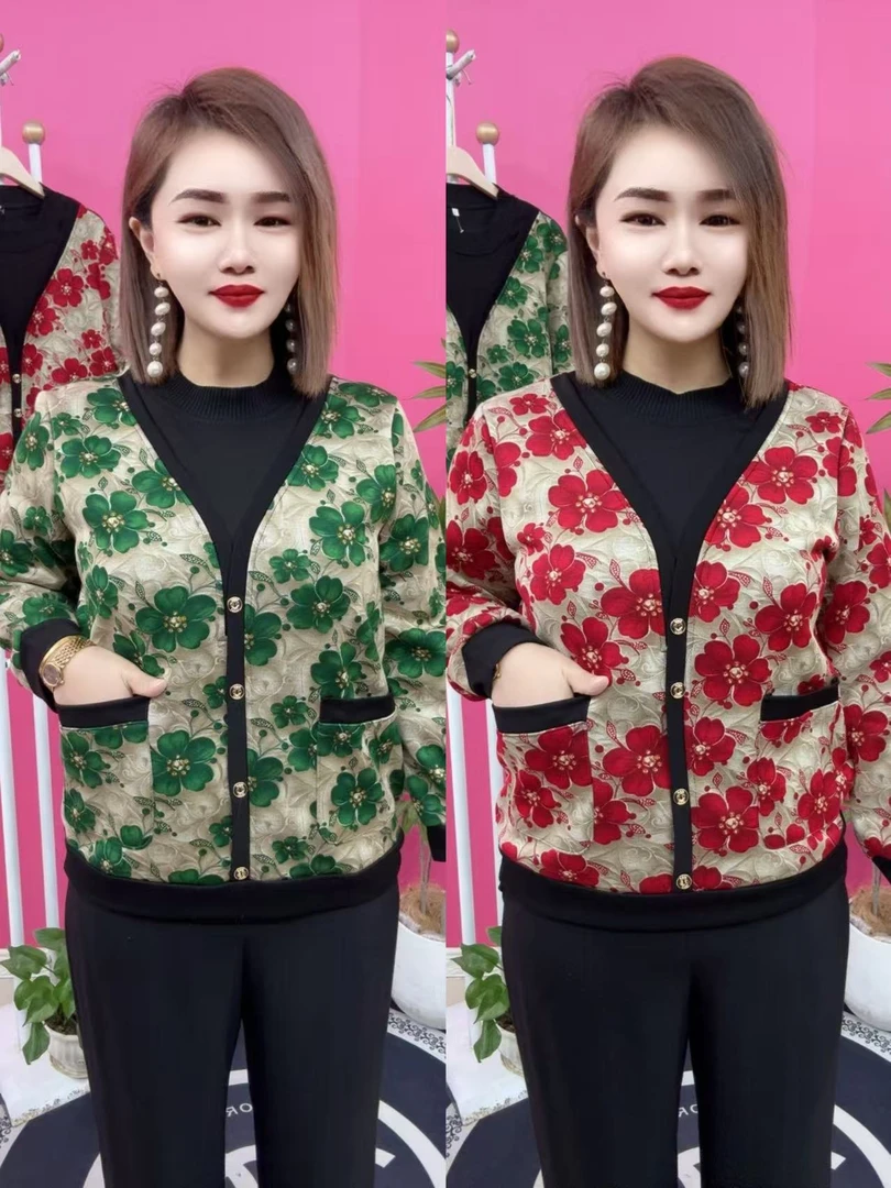 四扣花朵加绒保暖衫