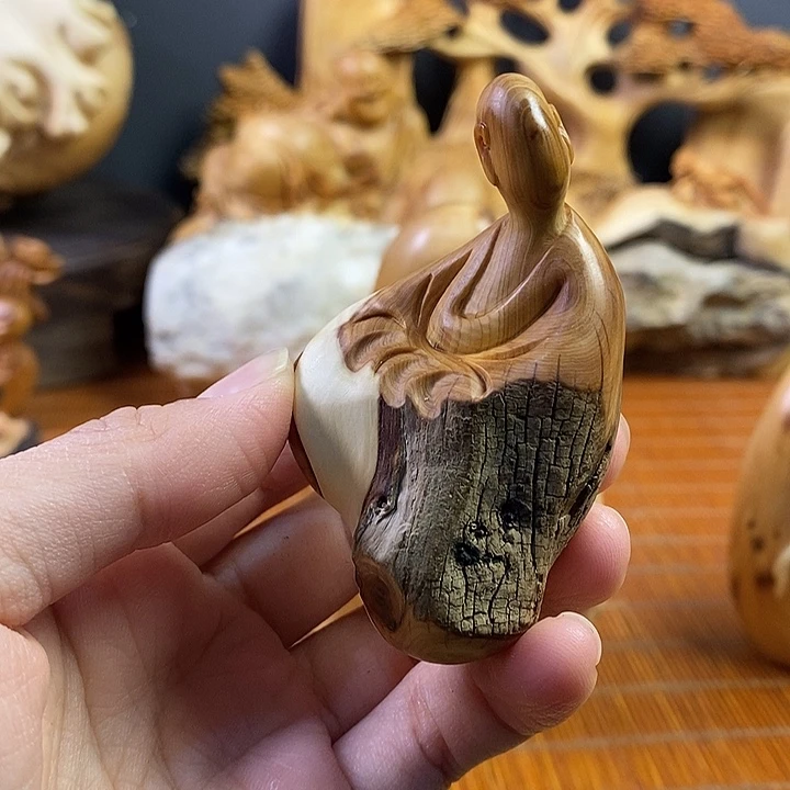 柏木（崖柏）无相佛手把