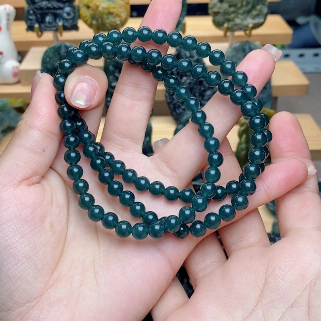 翡翠颈饰未镶嵌天***熊珠串