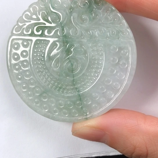 翡翠未镶嵌颈饰缅甸A货，每天下午1点半开播