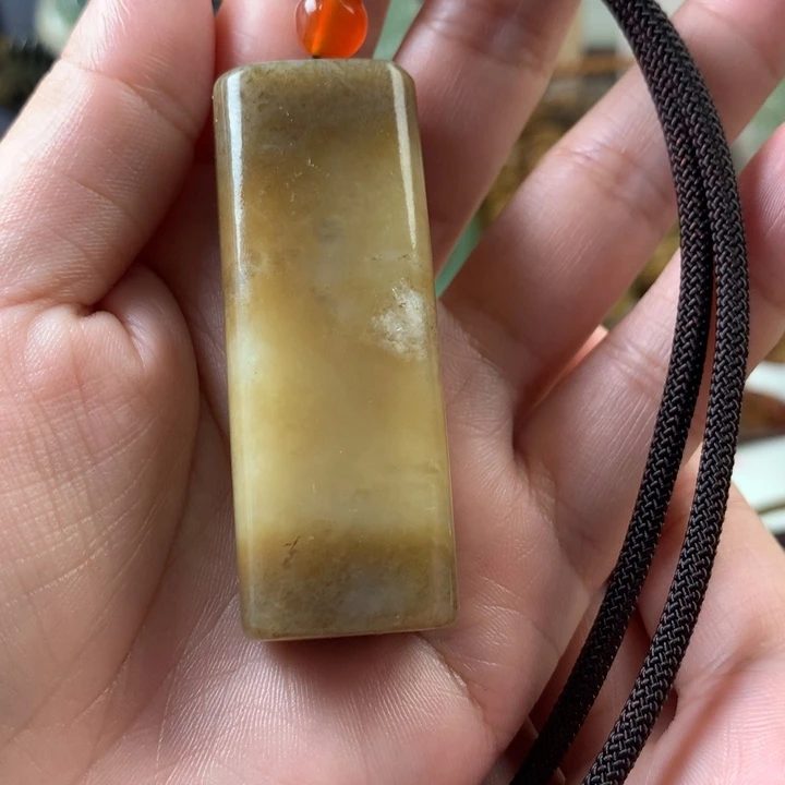 岫岩老玉（透闪石质玉）挂件未镶嵌