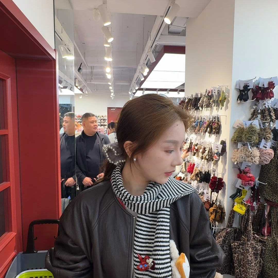 布艺铁合金围巾哦