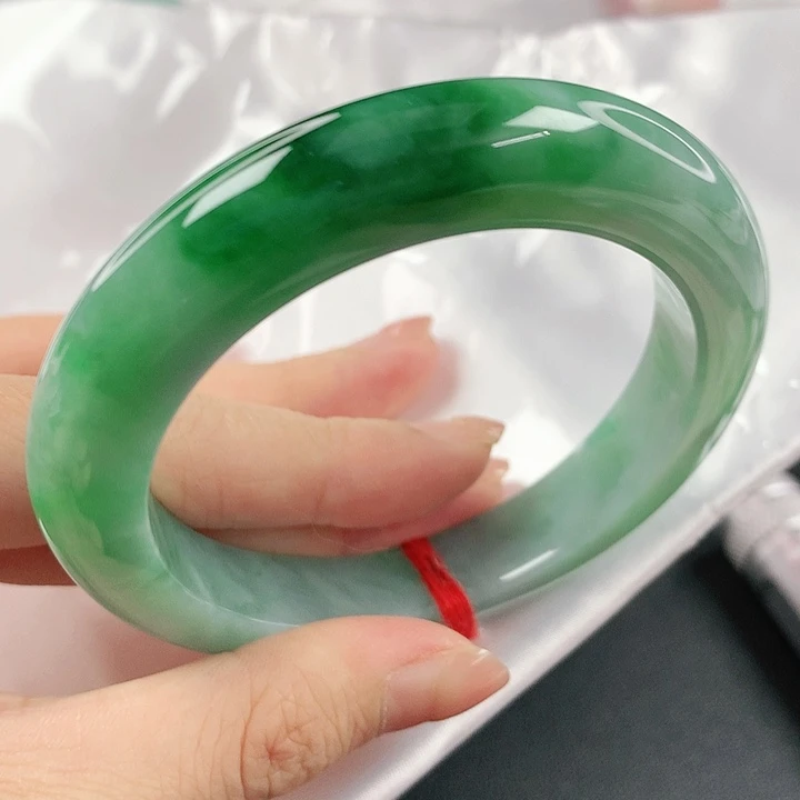 未镶嵌手镯翡翠，920