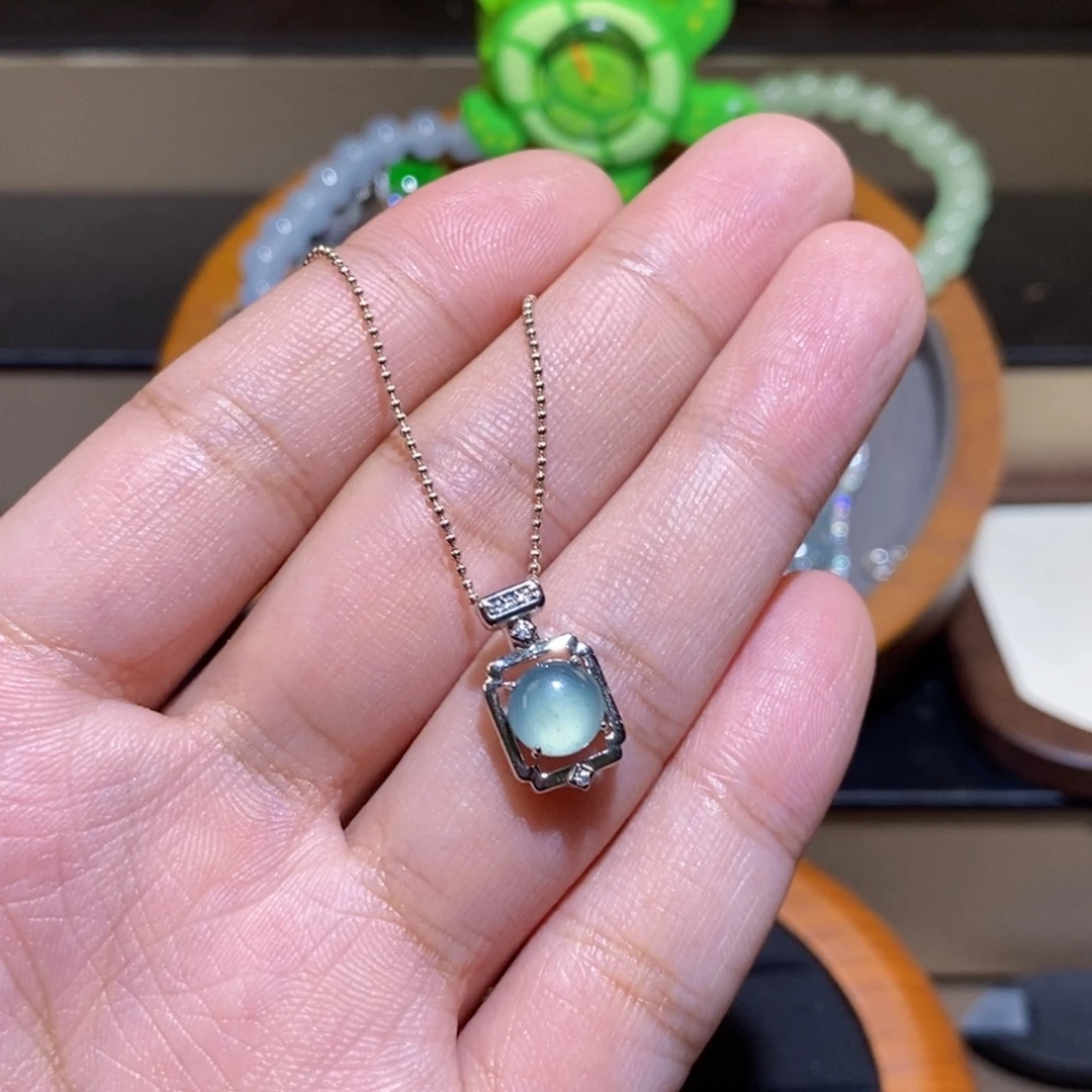 颈饰银S925镶嵌翡翠吊坠