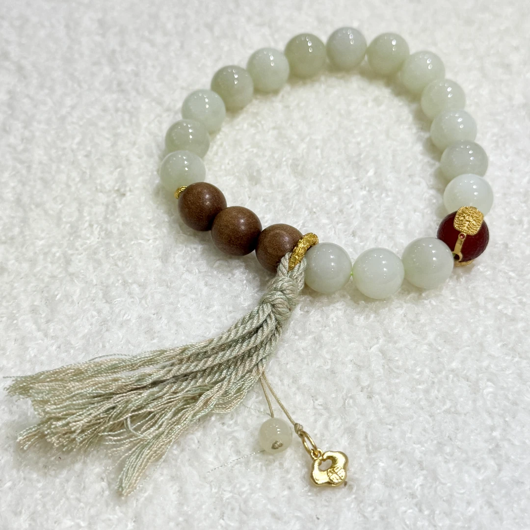 达人专属【秦桑低绿枝】天然和田玉+檀木（天然珠宝多样性发其一）