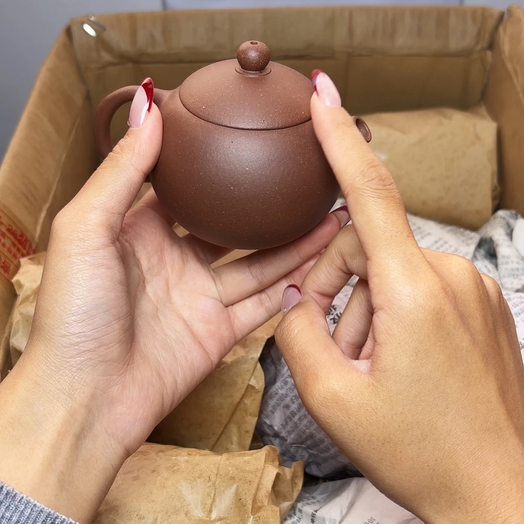 甄选宜兴本土紫砂壶