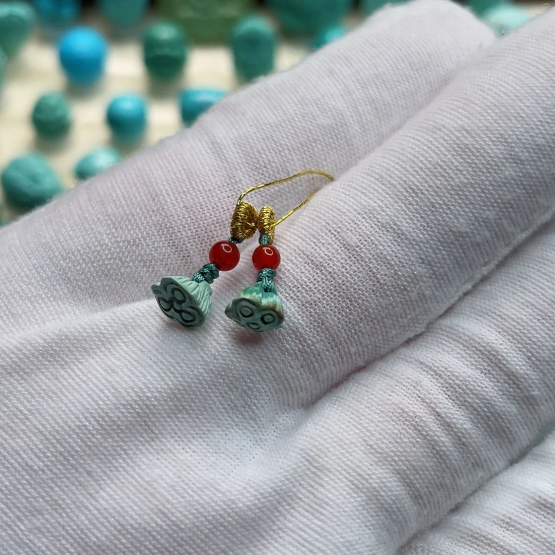 南红玛瑙未镶嵌珠宝奇石