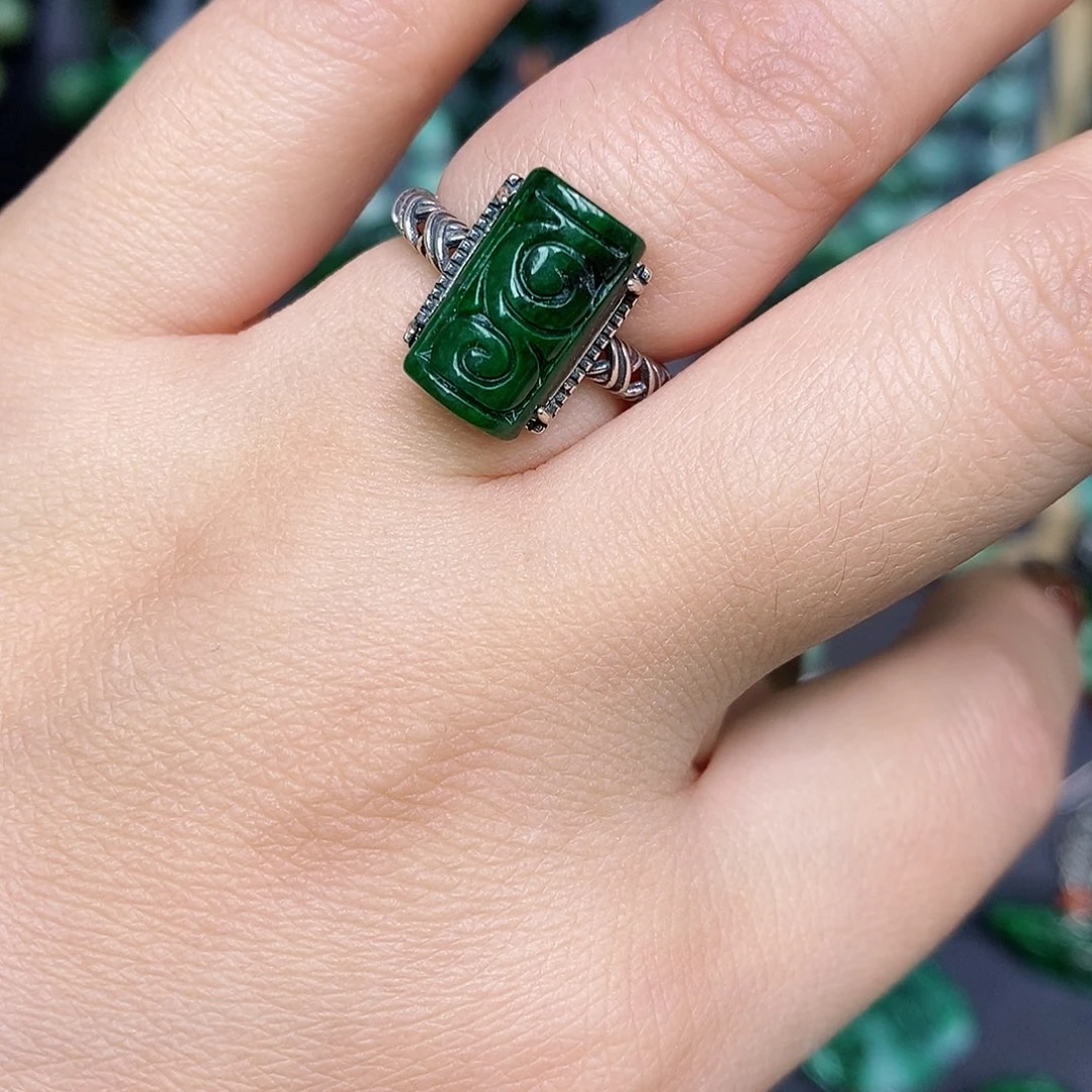 翡翠戒指银S925镶嵌漂亮美眉