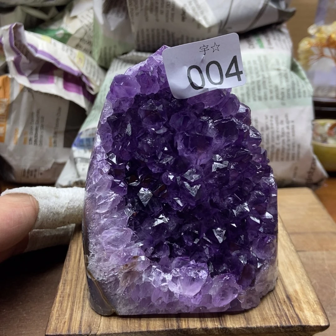 紫晶天然水晶摆件未镶嵌