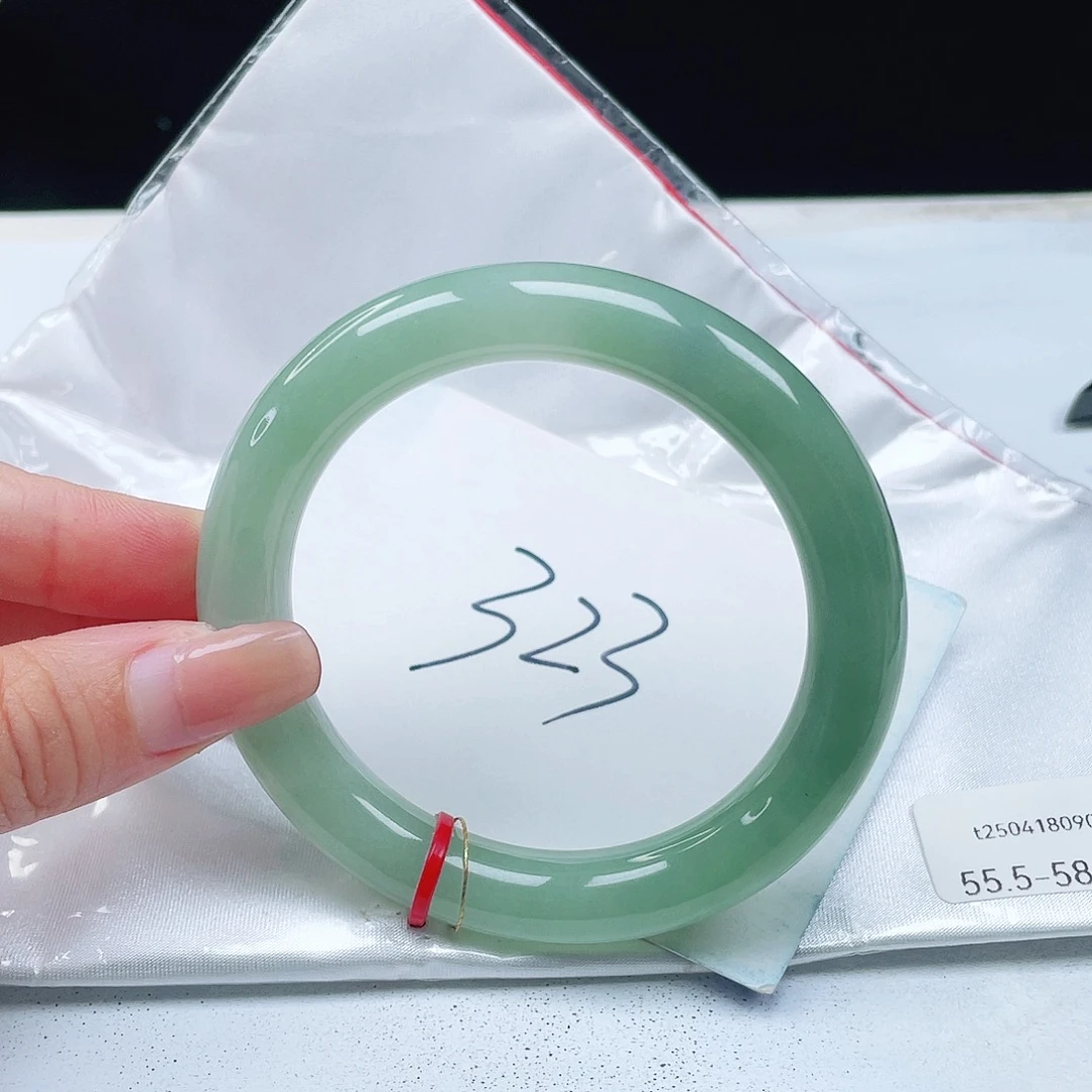 翡翠未镶嵌手镯55+圆条