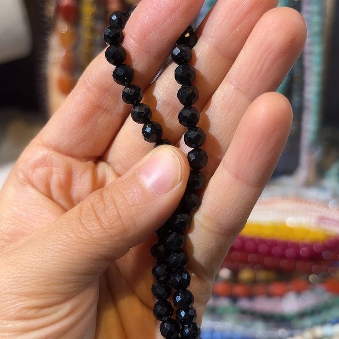 玛瑙/玉髓未镶嵌珠宝半成品黑玛瑙卡6一条切面