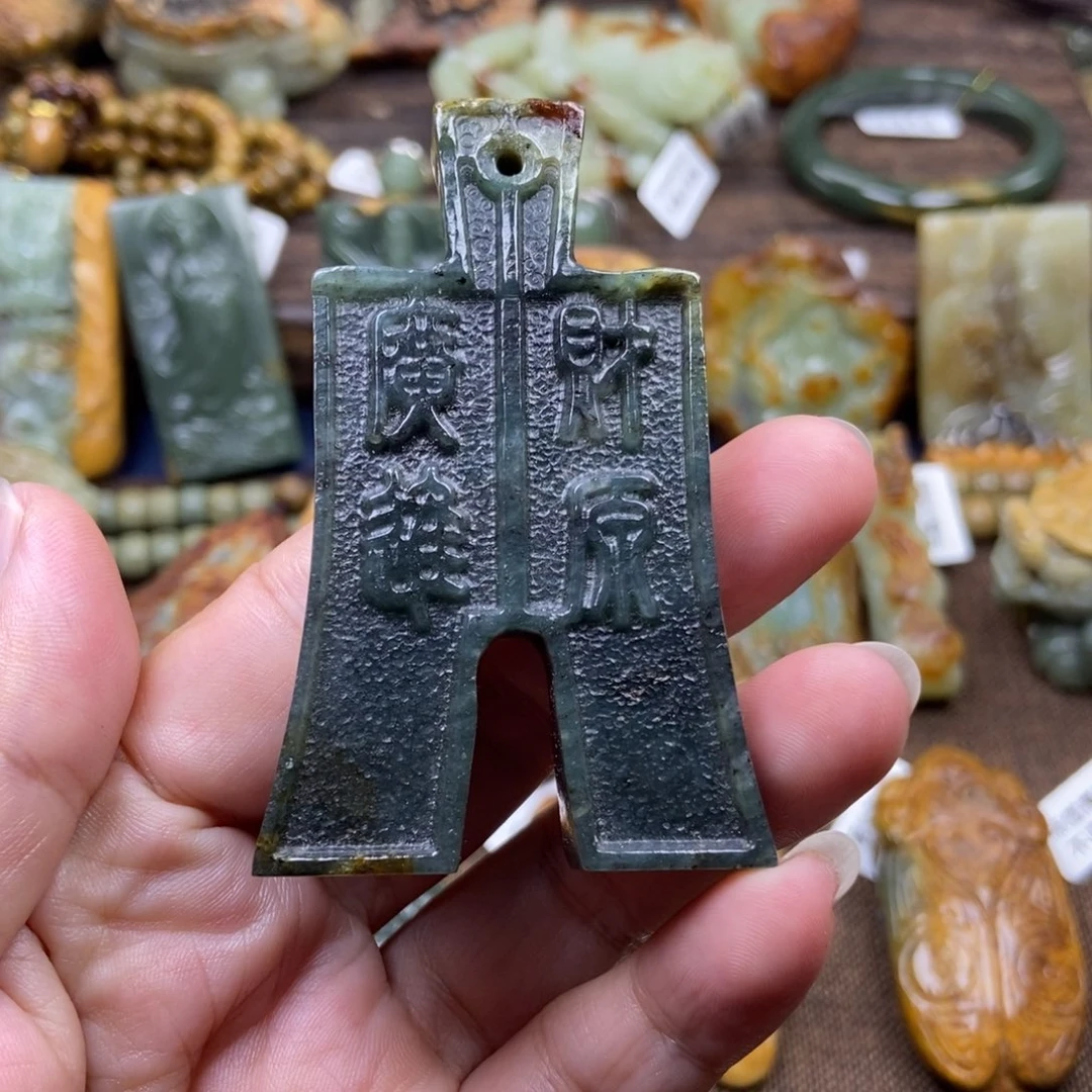 未镶嵌岫岩河磨玉（透闪石质玉）珠宝奇石