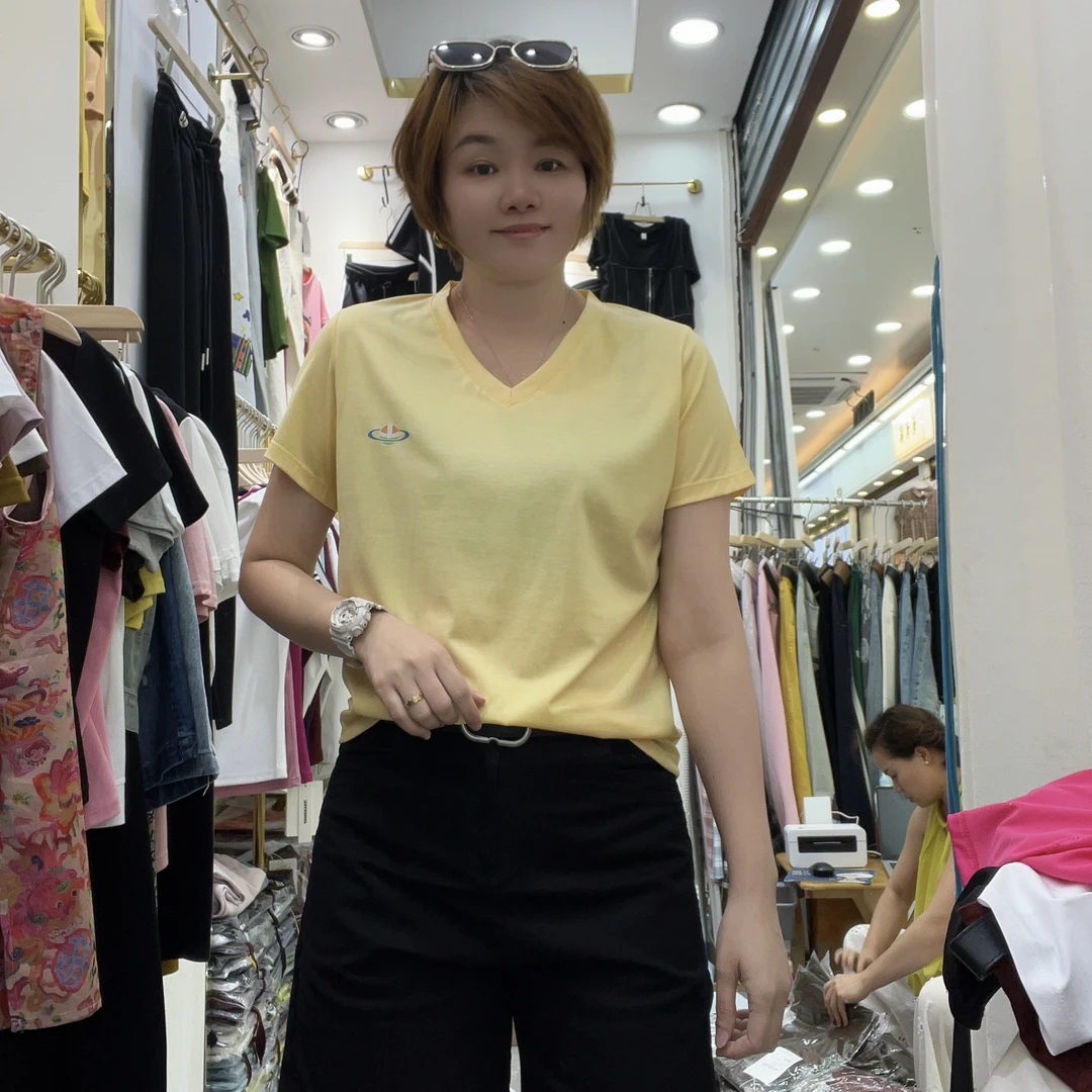 冰丝v领球印花短袖上衣夏季时尚纯色百搭显瘦分码T恤