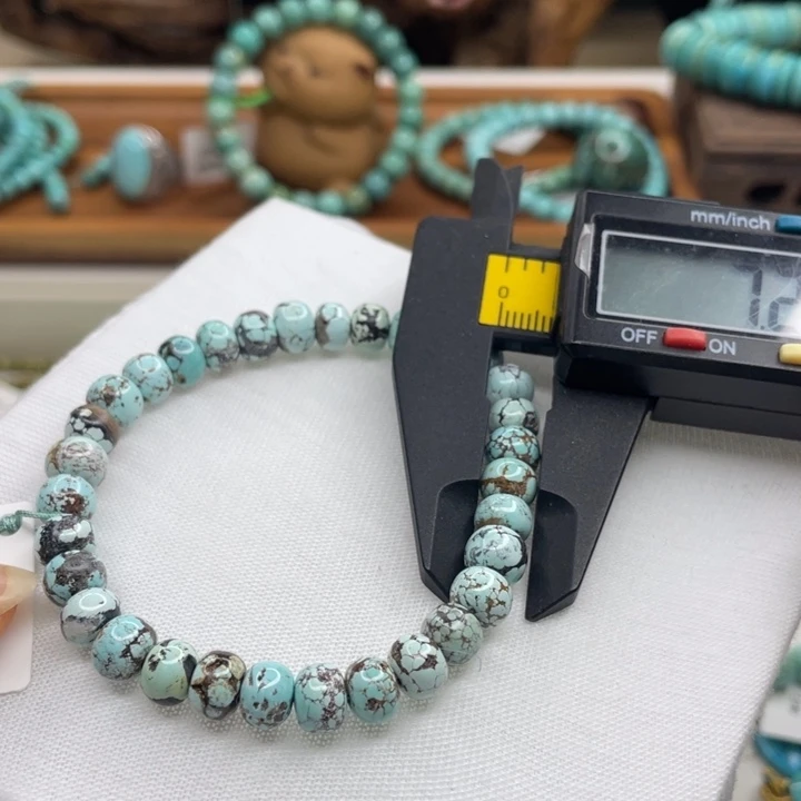 绿松石未镶嵌珠宝