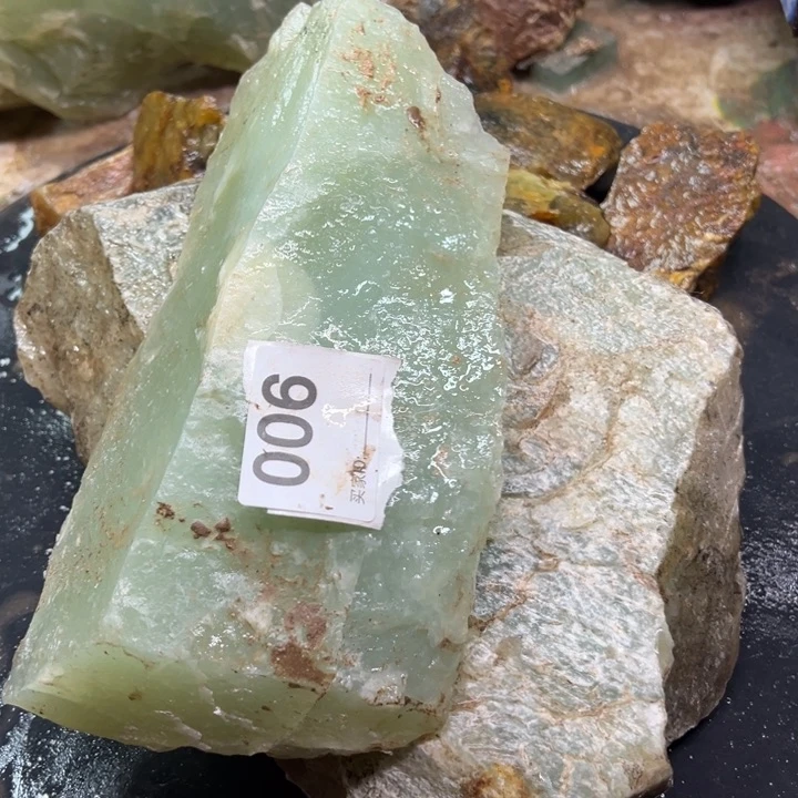 透闪石-蛇纹石玉珠宝奇石未镶嵌隼*