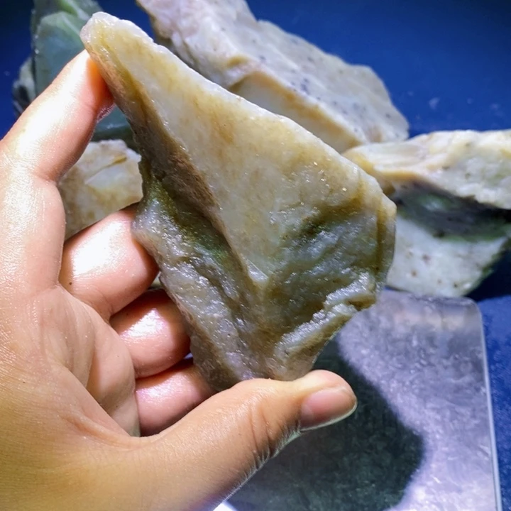 未镶嵌和田玉珠宝半成品