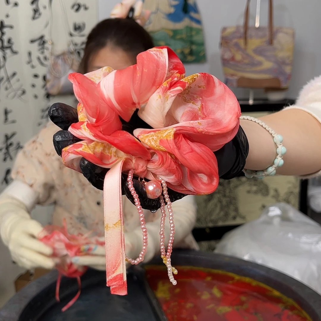 布艺非金属388泡芙发圈红金色