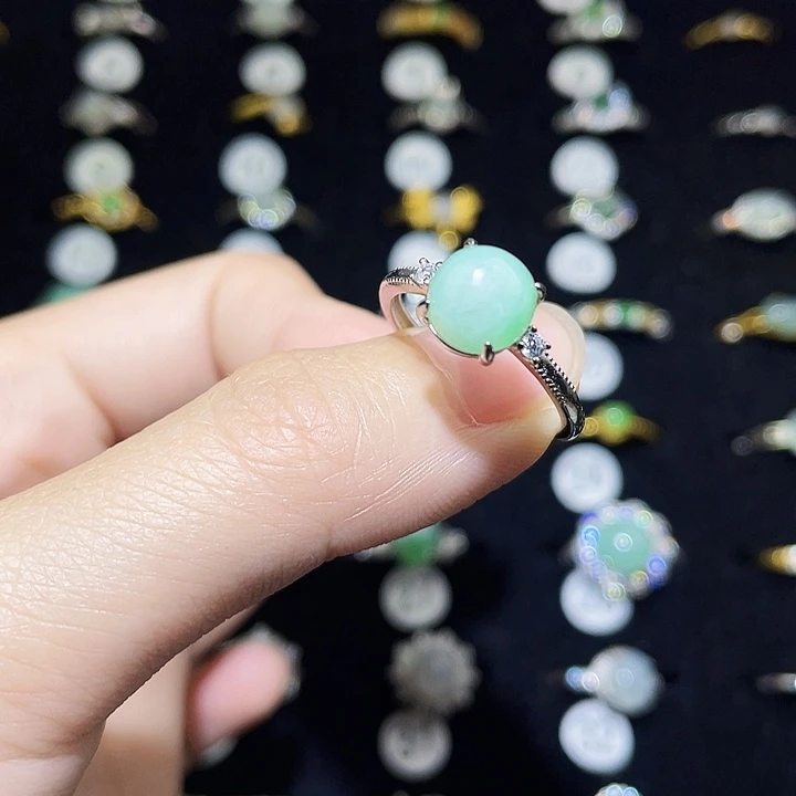 翡翠未镶嵌戒指戒指