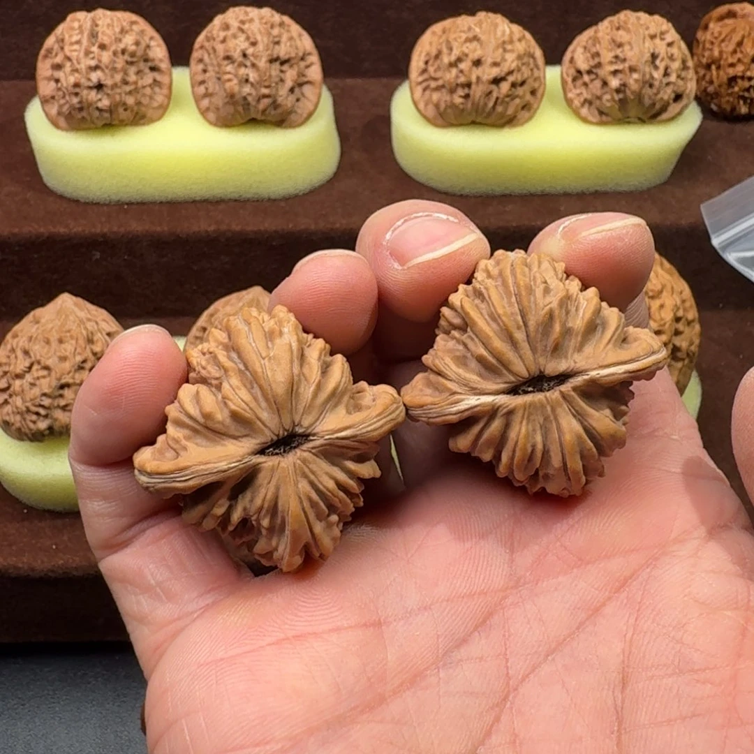 文玩核桃把件四座楼41