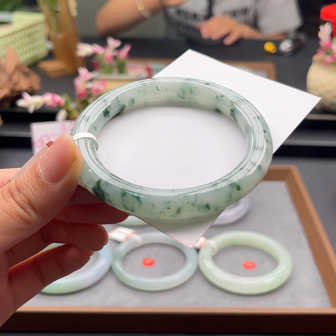 翡翠未镶嵌手镯57-58号85
