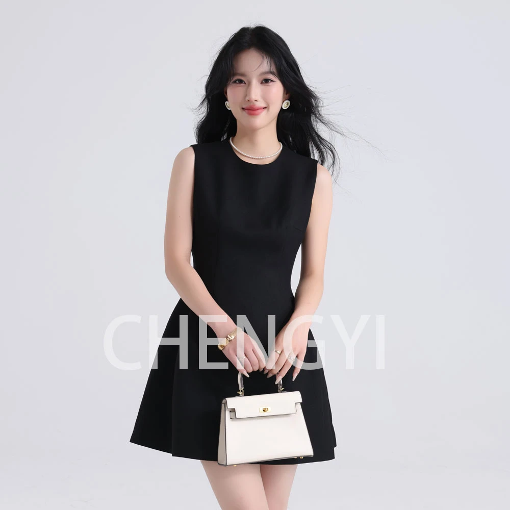 CHENGYI时尚轻奢女款裙休闲气质春夏简约2025