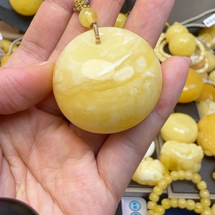 未镶嵌颈饰蜜蜡悅*天然蜜蜡