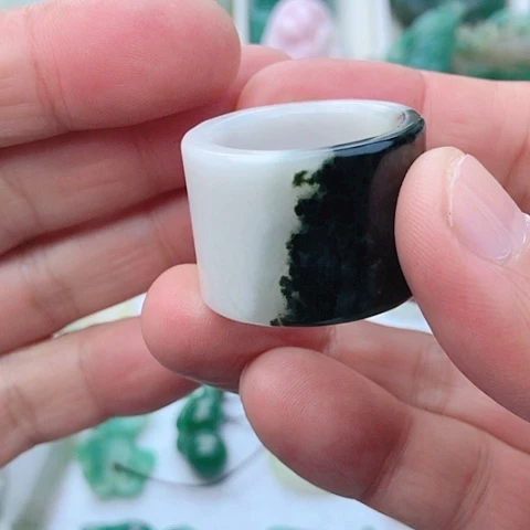 未镶嵌独山玉吊坠(不含链)