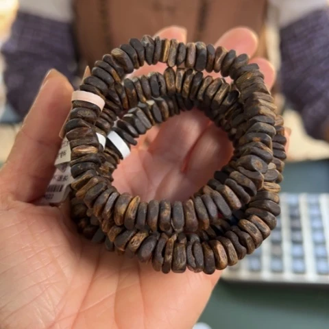 沉香手串乌身沉水9克卡0.8多样性发1条